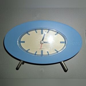Blue Oval Quartz Table Clock